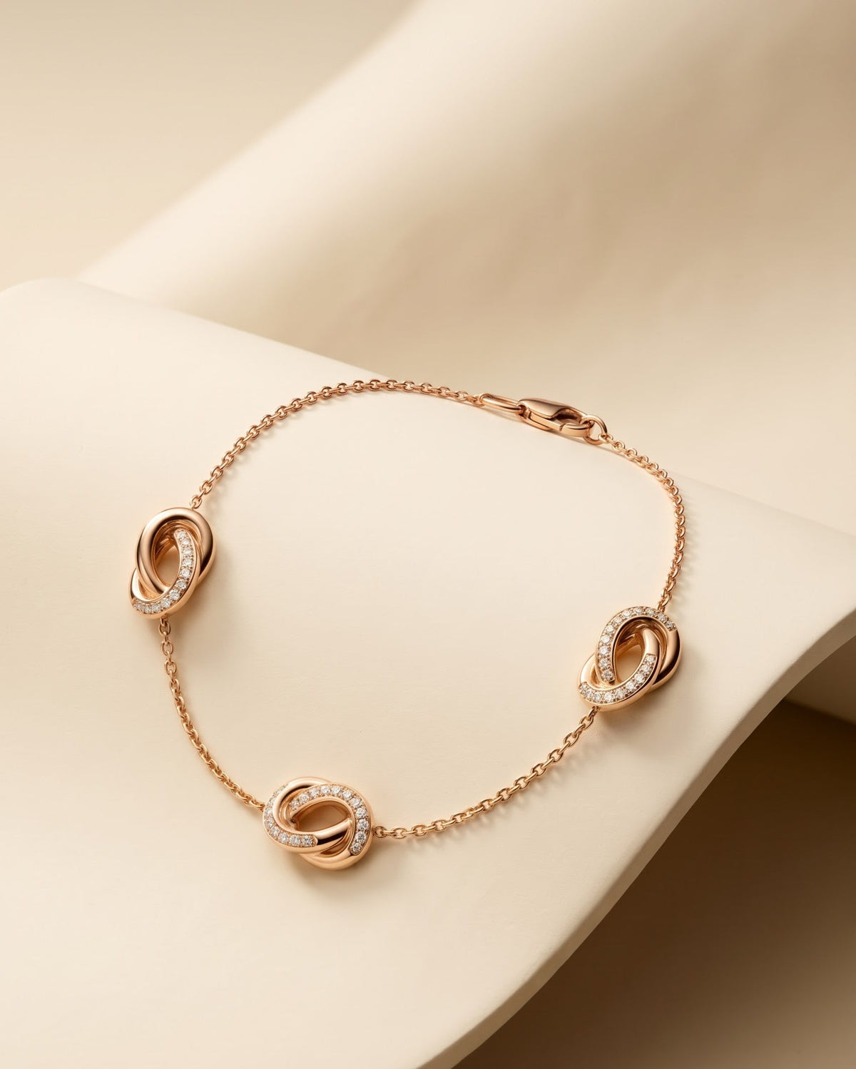 Celeste Oval Link Station Bracelet