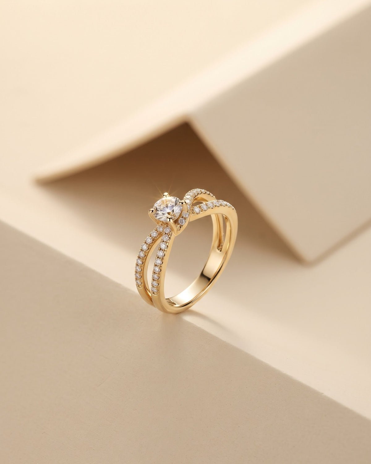 Celeste Crossover Ring