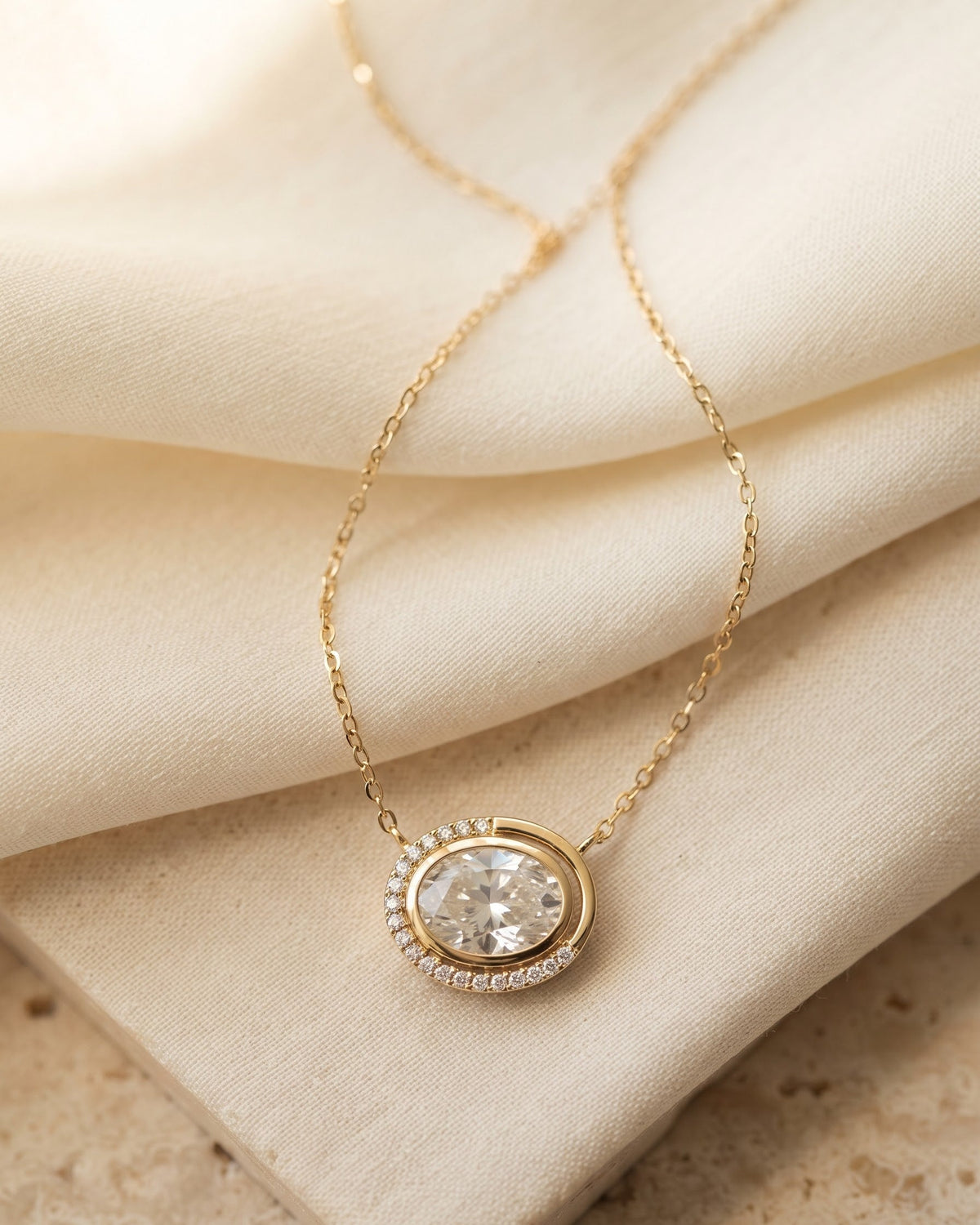 Soleil Heart Pendant Necklace