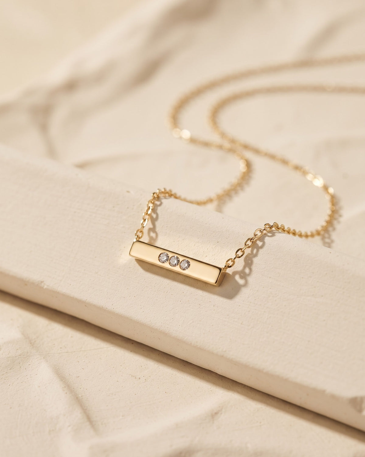 Nimbus Bar Diamond Necklace